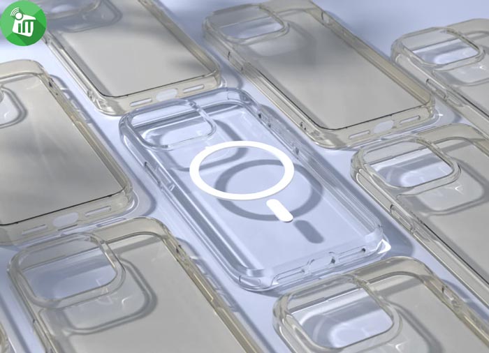 SwitchEasy Pure M Anti-Yellowing Clear Case iPhone 15 Pro