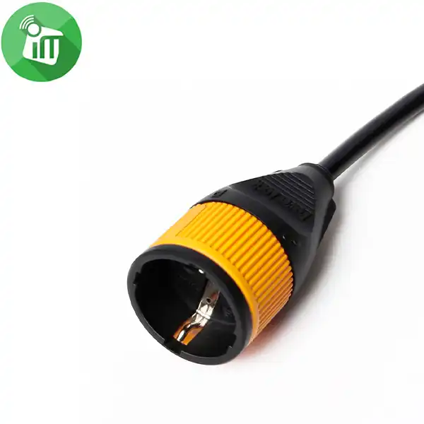 iLock Power Extension Cable Reel with Lock Outlet 40M - Image 3